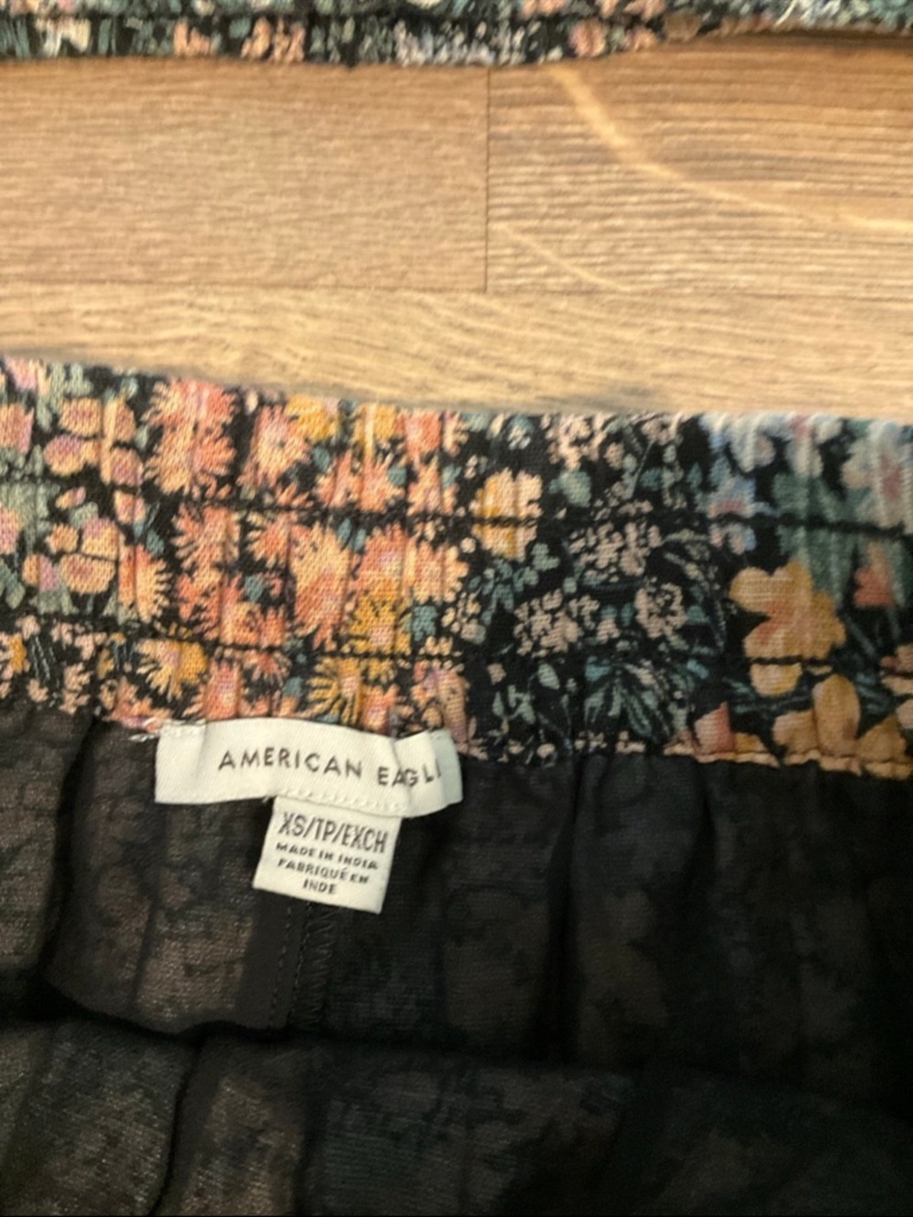 American Eagle cropped floral cami and mini skirt set, XS - Picture 7 of 13